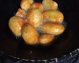A picture of step 2 of Kashmiri Dum Aloo.
