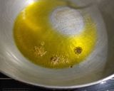 A picture of step 3 of Ganyaar/Gandhari saag.