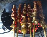Foto langkah ke 5 dari resep Sate Usus angkringan.