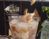 A picture of step 4 of SOY MILK ICED MOCHA (VEGAN).