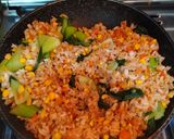 Foto langkah ke 6 dari resep Crabstick Butter Corn Fried rice (nasi goreng) | dengan jagung, wortel, pokcoy.