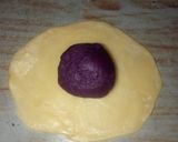 Foto langkah ke 8 dari resep Bakpia Ubi Ungu Tanpa Telur (oven tangkring).