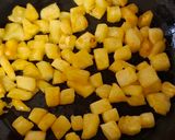 Foto del paso 3 de la receta: Queso Cottage con piña y nuez nivel gourmet