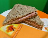 Foto del paso 2 de la receta: Sándwich express, con pan de lino en microondas