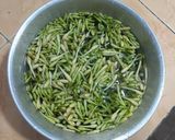Foto langkah ke 2 dari resep Tumis bunga Pepaya.