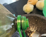 Foto del paso 2 de la receta: Salsa pico de pájaro con tomatillo a la Sonorense