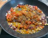 Une image de l'étape 7 de Aiguillettes de canard au martini rouge, tomate et oignon.