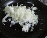 Foto del paso 1 de la receta: Prepizza con lonchas finas de jamón serrano
