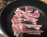 Foto del paso 2 de la receta: Puré de patata y judía con chuletas de cordero a la plancha con aroma de tomillo
