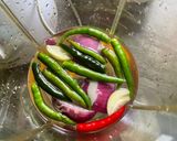 Gambar langkah 2 resipi Ikan Senangin Masak Lemak dengan Belimbing Buluh.