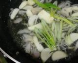 Foto langkah ke 4 dari resep Telur Dadar Sayuran.