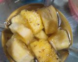 Foto langkah ke 2 dari resep Jus mangga dan nanas 🥭🍍.