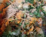 A picture of step 3 of Aloo methi with methi laccha paratha.