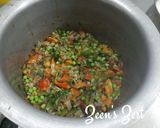 A picture of step 2 of Vegetable and Leafy Greens Khichdi.