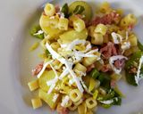 Foto del passaggio 2 della ricetta Tubetti con salsiccia,patate e friggitelli
