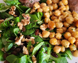 Foto del paso 4 de la receta: Butifarra asada con garbanzos salteados