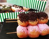 Foto langkah ke 12 dari resep Donat lagi,, sukses ada white ring.