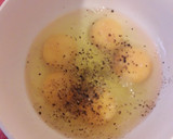 Foto del paso 1 de la receta: Huevo en salsa de Chile Pasilla y jitomate
