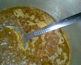 A picture of step 4 of Dafadukar shinkafa mai daddawa da dafaffen kwai da nama.