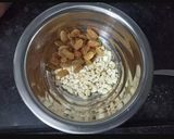 A picture of step 4 of Stuffed Dahi Vada.