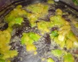 Foto del paso 4 de la receta: Guisantes cremosos con papas (arvejas)