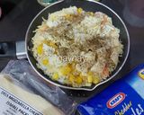 Foto langkah ke 5 dari resep Sweet Corn Salmon Melt Pizza (Gluten Free).