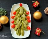 Hình bước làm 3 của món Su su luộc tạo hình cây thông Noel