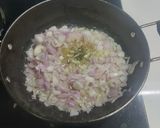 A picture of step 1 of Methi matar paneer.