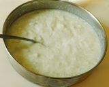 A picture of step 5 of Kiwi-banana cake.