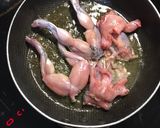 Hình bước làm 3 của món #ếchchiêngiònsốtcamtươi