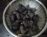A picture of step 1 of Garlicky Stir Fried Water Chestnut.