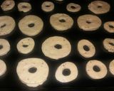 Foto del paso 5 de la receta: Donas caseras con anís dulce *Fácil*