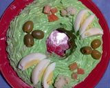 Foto del paso 7 de la receta: Mayonesa de Ave en Forma de Corona Navideña