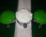 A picture of step 4 of Nigerian Flag Mug Cake.