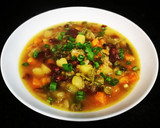 Foto del paso 5 de la receta: Sopa deliciosa de boniato, habas con vaina y frijoles
