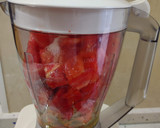 Foto del paso 7 de la receta: Tortillitas de camarones y salmorejo
