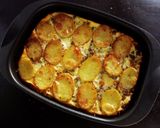 A picture of step 6 of Potato Moussaka.