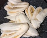 Foto langkah ke 2 dari resep Banana Cheese.