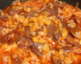 Foto del paso 2 de la receta: Tortilla guisada con chorizo