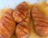 Omlós, fűszeres csirkemell pikáns szószban recept fázis 1 fotója
