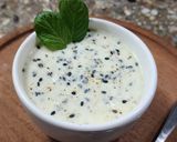 Foto del paso 2 de la receta: Salsa de yogur🫙 para ensaladas o falafel 🥙
