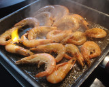 Foto del paso 3 de la receta: Gambas flambeadas con all i oli