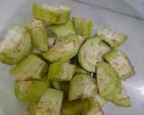 Foto langkah ke 1 dari resep Sayur Santan Terong Ungu.