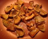Foto del paso 3 de la receta Solomillo de Cerdo y Setas con salsa al ajillo