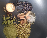 சிக்கன் மந்தி பிரியாணி ரெசிபி ஸ்டேப் 1 புகைப்படம்
