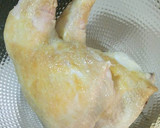 Foto del paso 1 de la receta: Muslos de pollo en dorado