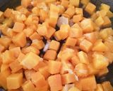 Foto del passaggio 1 della ricetta 🎃Pasta cremosa alla zucca e ricotta 🧀