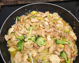 Foto del paso 3 de la receta: Noodles de pollo y verduras con salsa wok