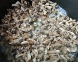 A picture of step 1 of Peas-Mushroom Pancake.