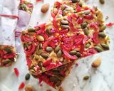 A picture of step 12 of Granola fantasy snack bar.